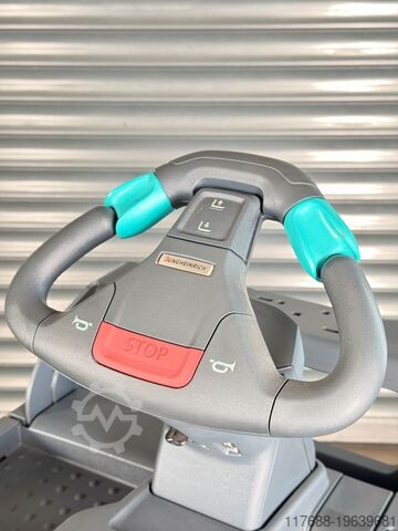 Horizontal-Kommissionierer Jungheinrich ECE 225 - Service Neu - nur 2.214 - Batterie 85%