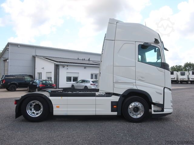 Standard SZM Volvo FH 500 Aero TC Leder Alu LED I-Park Cool Retarder