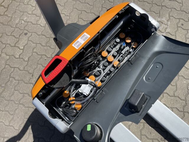 Electric Pallet Truck Still EXU16 | Nur 66 Bst. | AKKU 100%