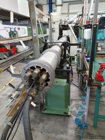 CNC Dreh-Fräszentrum / Traub TNS 65 D TRAUB TNS 65 D / 5-Achs-CNC Drehmaschine