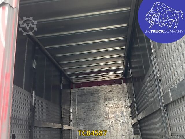 Schiebeplanen Fruehauf 