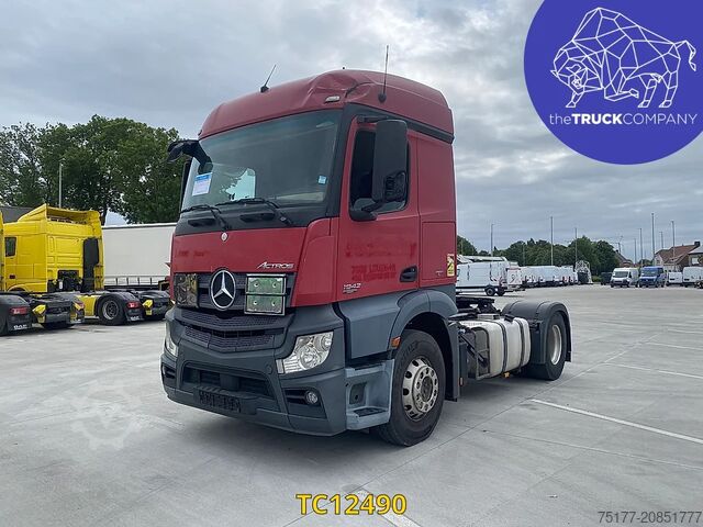 Standard-SZM Mercedes-Benz Actros 1842