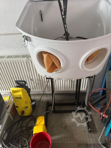 Cleaning cabin for components Fischer Automation Reinigungskabine