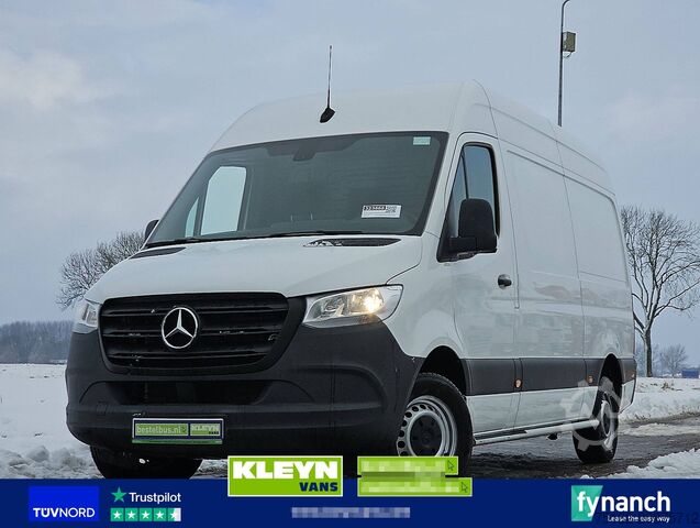 High-roof van MERCEDES-BENZ SPRINTER 311 L2H2 Mbux RWD Euro6!
