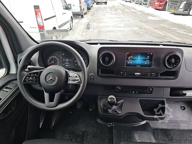 High-roof van MERCEDES-BENZ SPRINTER 311 L2H2 Mbux RWD Euro6!