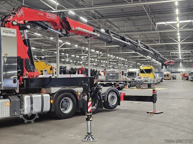 Standard-SZM Mercedes-Benz 3353 8x6 / FASSI 71  T/M + JIB / CRANE / KRAN