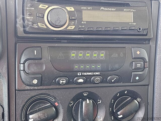 Refrigerated/frozen transport SCANIA P320 MANUAL THERMOKING