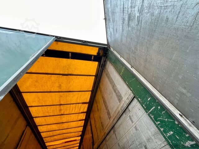 Sliding tarpaulins Fruehauf SAF,  pallet box, sliding  roof