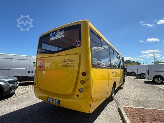 Bus IVECO 65C18 CACCIAMALI