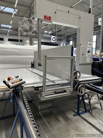 Vertikale Schaumstoffschneidemaschine Klaus Bender Schaumstoffschneidemaschine HVS, Säge