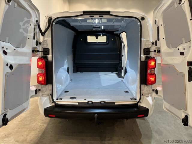 Panel van Opel Vivaro 2.0 CDTI L3H1 Innovation 180 PK Automaat...