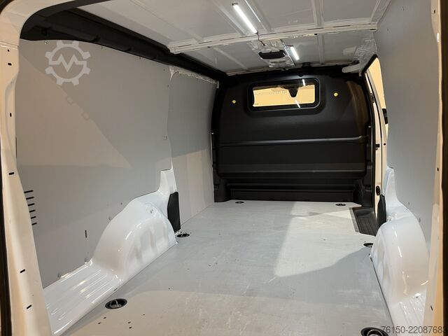 Panel van Opel Vivaro 2.0 CDTI L3H1 Innovation 180 PK Automaat...