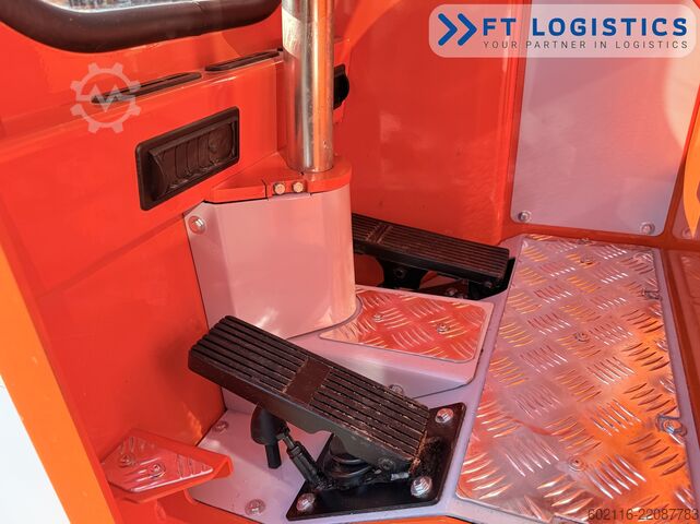 4-way forklift Hubtex DQ45G DUPLEX 5000 FORK-POSITIONER CABIN