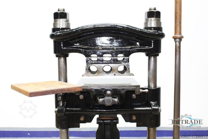 Kniehebelprägepresse - Embossing Stamping Press Karl Krause KHP