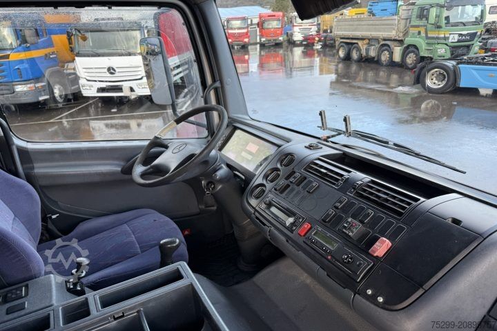 LKW mit Kofferaufbau Mercedes-Benz Atego 1528 4x2 Koffer+HB / Swiss-Vehicle