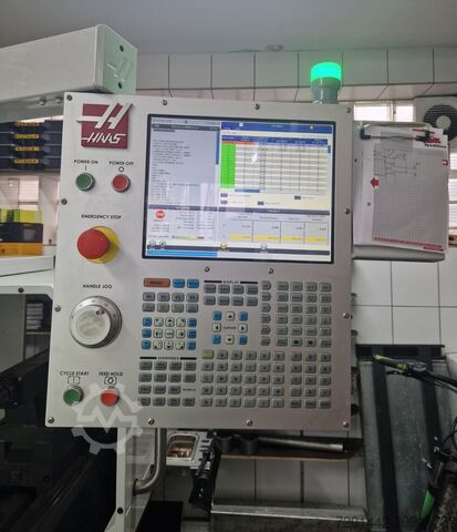 Horizontal-Bearbeitungszentrum HAAS TL-2