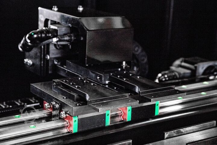 Electric press brake Bull15 150t CoastOne Bull15