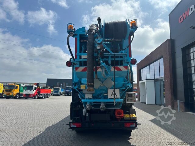 Suction vehicle MAN TGS 35.400 8X2-4 BL WIEDEMANN SUPER 1000