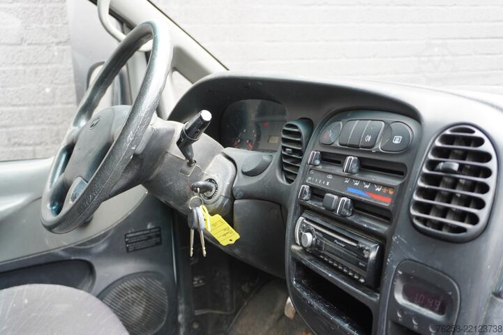 Delivery van Hyundai H 200 2.5 TCI 100PK L2 - Imperiaal - Trekhaak -...