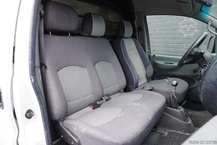 Delivery van Hyundai H 200 2.5 TCI 100PK L2 - Imperiaal - Trekhaak -...
