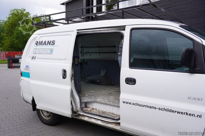 Delivery van Hyundai H 200 2.5 TCI 100PK L2 - Imperiaal - Trekhaak -...