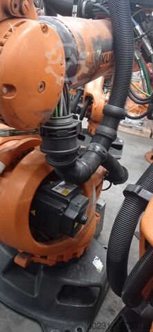 Industrieroboter KUKA KRC4 KR 210 R 2700 Prime 2016 MODEL