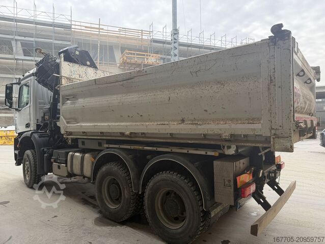 Tipper truck Mercedes-Benz AROCS 3351