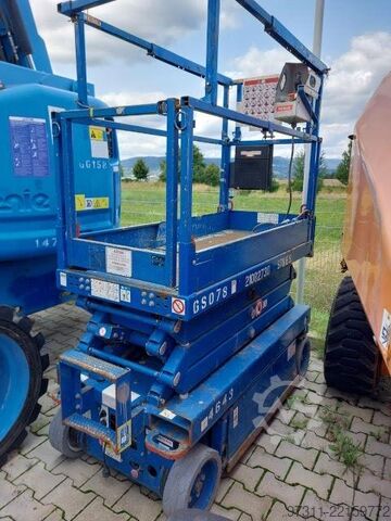 Scherenhebebühne SkyJack SJIII 3219