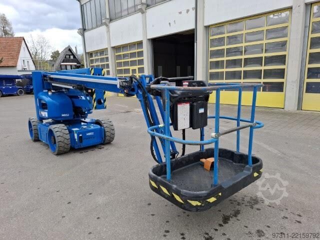 Articulated boom lift Niftylift HR15NE