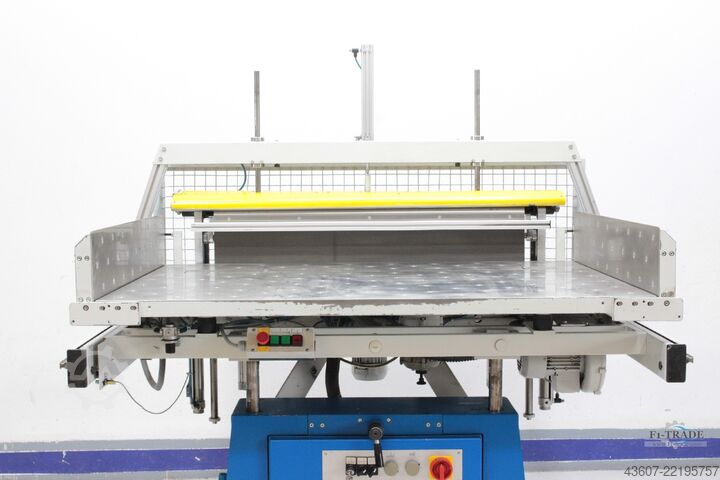 Rüttelautomat mit Ausstreichwalze / Jogger with Air Removal Rollers Baumann BSB 6 L