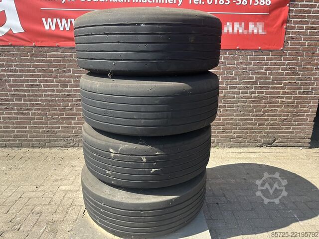 Reifen  4 Banden 385/65/22.5 - Nieuw