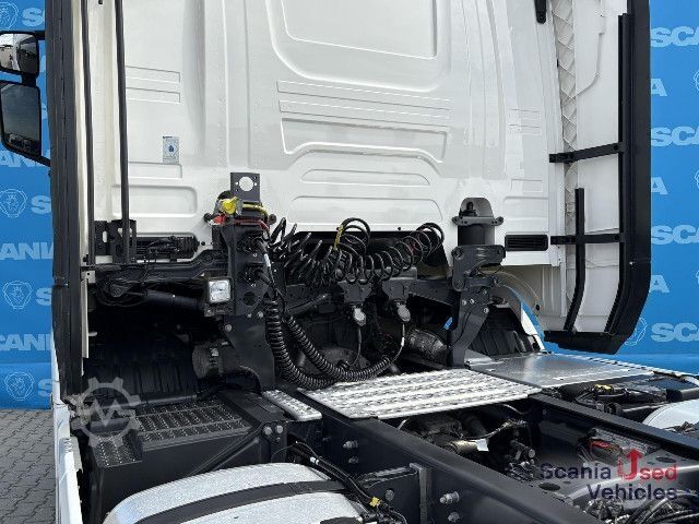 Standard SZM Scania R 460 A4x2NA DIFF-L RETARDER PARK AIRCO VECTO  3