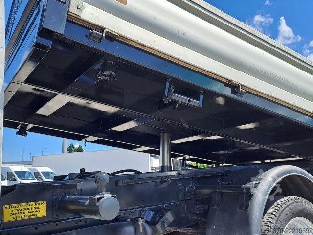 Three-way tipper van IVECO DAILY 35C14H