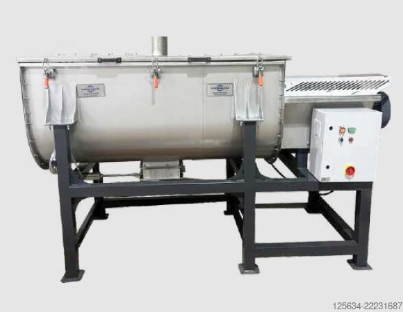 RIBBON POWDER MIXER CHROME MASTER 