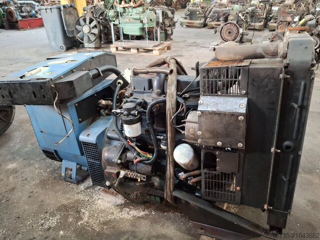 Motor JOHN DEERE 3029TF120