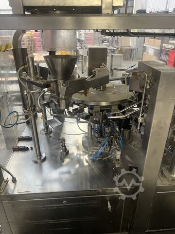 Bag forming, filling and sealing machine Food machinery Co Pouch filling line