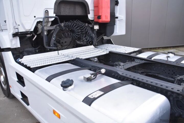 Standard-SZM Mercedes-Benz Actros 1846 4x2 - EURO 6 - 835 TKM - AIRCO - 2 ...