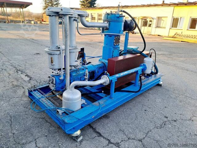 High-pressure piston compressor ATELIER FRANÇOIS Model: CE 2B - 300 m3/h , 40 bar