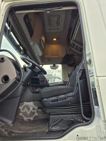 Standard-Traktor DAF XF 530 FT SUPER SPACE CAB ZF INTARDER