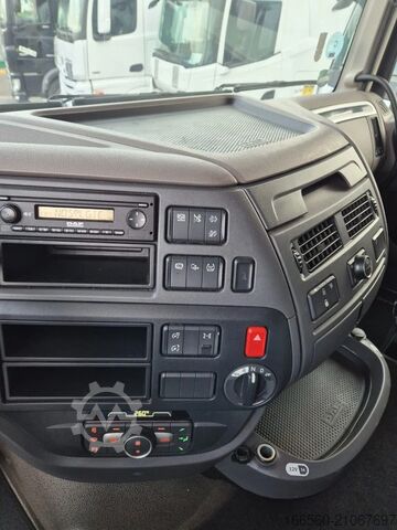 Standard-Traktor DAF XF 530 FT SUPER SPACE CAB ZF INTARDER