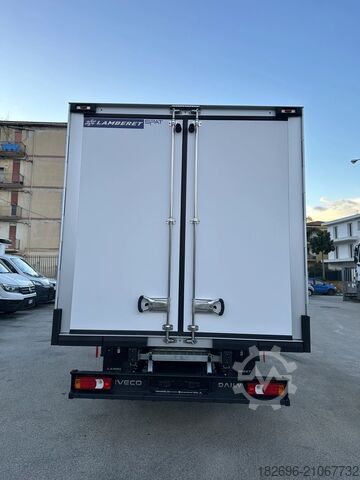 Transporter mit Koffer Iveco Daily 35c160