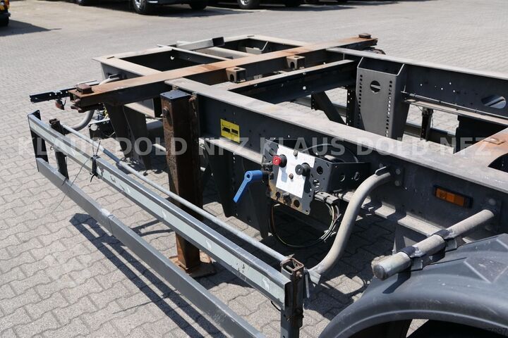 Anhänger-Wechselfahrgestell SCHMITZ CARGOBULL SGF C2 Tandem BDF Wechselfahrgestell SAF-Achsen