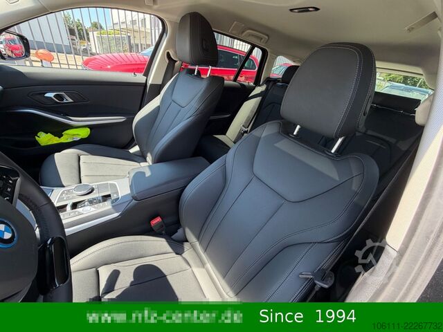 Minibus BMW 330e Touring AHK Abstand Tempomat Keyless
