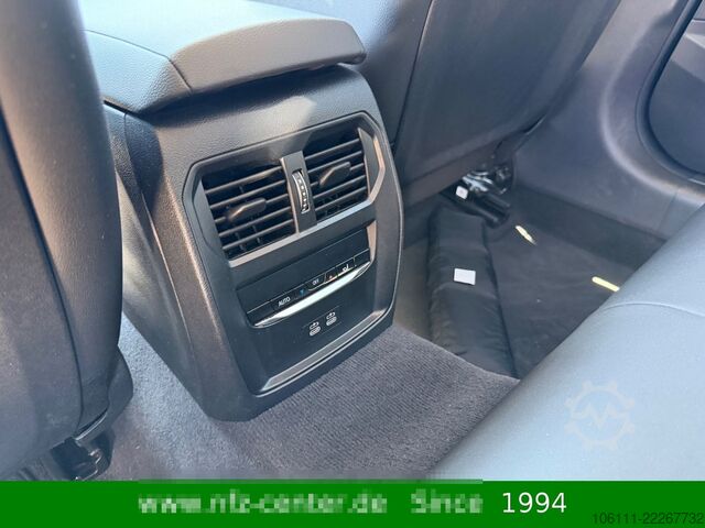 Minibus BMW 330e Touring AHK Abstand Tempomat Keyless