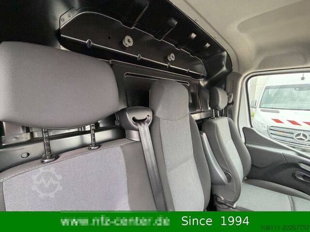 High top van RENAULT Master III Kasten 2,3 dCi  99KW L2H2 HKa 3,3t
