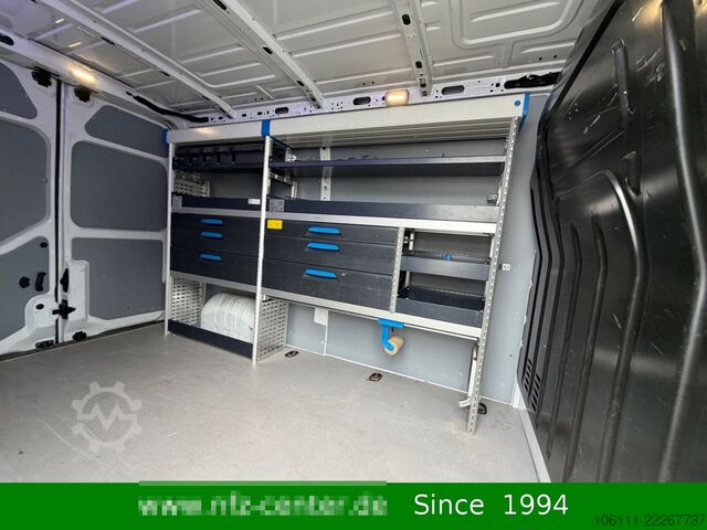 High top van RENAULT Master III Kasten 2,3 dCi  99KW L2H2 HKa 3,3t