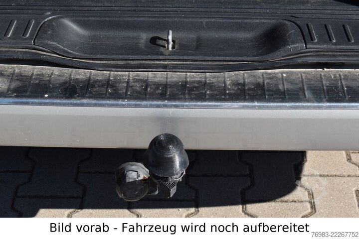 Kleinbus MERCEDES-BENZ Vito Tourer 116 CDI/BT RWD lang Pro 9 Sitzer AHK