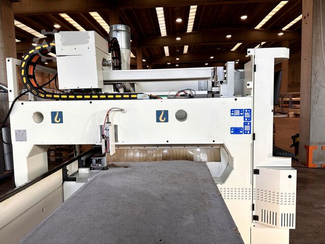 Bearbeitungszentrum MORBIDELLI UNIX KBT