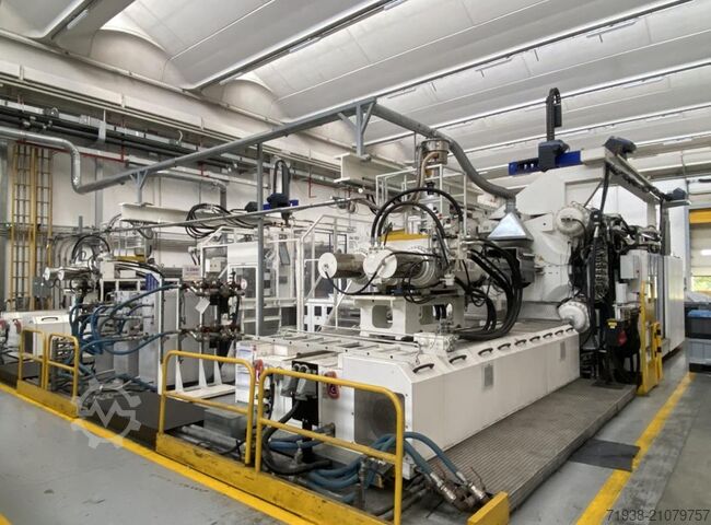 Spritzgießmaschine Engel Duo 7050/1100 WPX