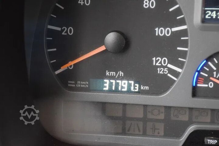 Kipper Mercedes-Benz Axor 1833